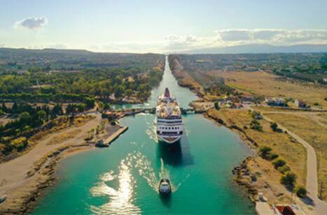 Fred Olsen’s Braemar largest ship to transit Corinth Canal