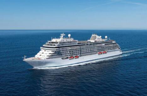 Panoramic image of Seven Seas Explorer at sea
