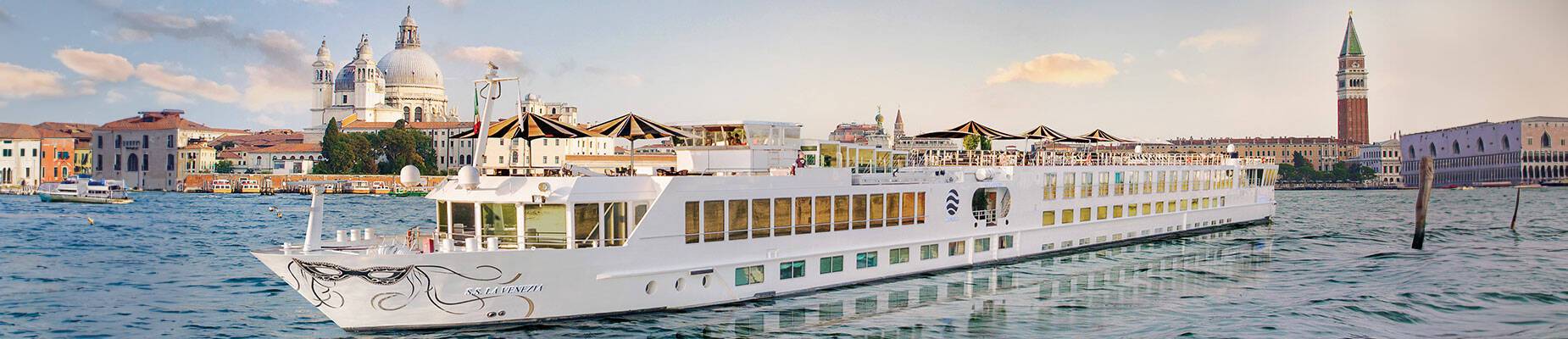 S.S. La Venezia sailing through the Venetian Lagoon