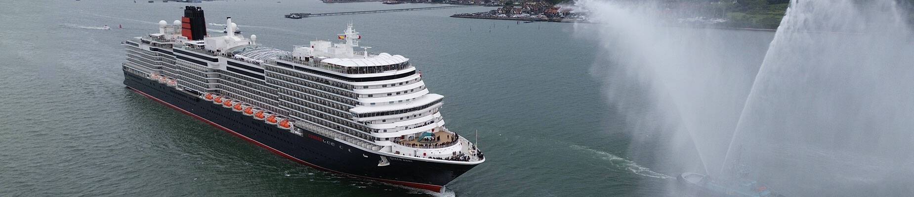 Queen Anne sailing into Southampton