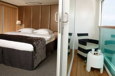 Single Balcony Suite, BS, Scenic Crystal - Configuration may vary