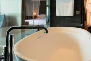 Bathtub, Royal Owner's Suite, Scenic Sapphire, Scenic Cruises