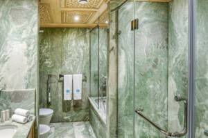 Royal Suite Bathroom, S.S. Sphinx, Uniworld