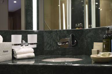 Standard Stern Cabin, Lower Deck, MS Douro Splendour, MS Douro Splendour