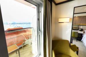 Balcony (Obstructed View) Balcony, Britannia, P&O Cruises