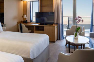 Mini Suite Bedroom, Arcadia, P&O Cruises - Twin Bed Configuration