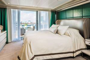 Grand Suite Aft Bedroom, Seven Seas Explorer
