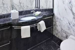Owner's Suite, Sink Vanity, Insignia, Oceania Cruises
