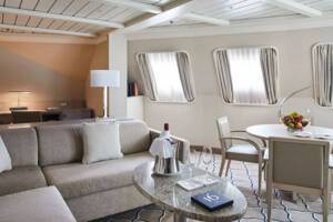 Royal Suite