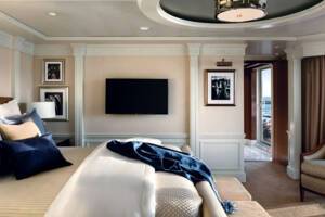 Owner's Suite Bedroom, Marina, Oceania Cruises