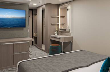 Family Inside Stateroom, Norwegian Luna