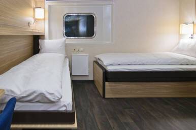 Polar Outside wheelchair accessible cabin, MS Richard With, Hurtigruten