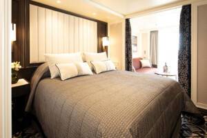 Veranda Suite Bedroom