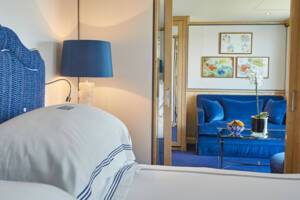 Grand Suite Sofa, S.S. Beatrice, Uniworld