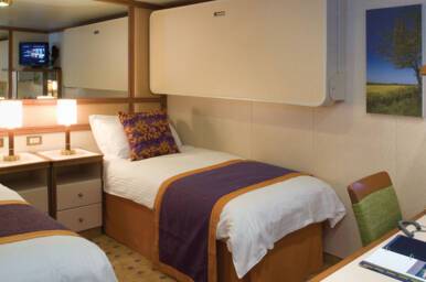 Inside Bedroom (Twin Bed Configuration), Ventura, P&O Cruises