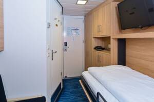 Polar Outside (J3), Kong Harald