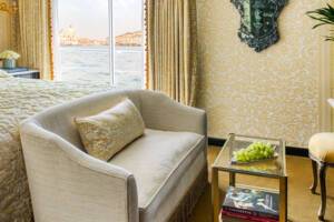 Suite, S.S. La Venezia, Uniworld