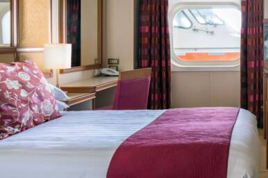 Outside (Obstructed View) Bedroom, Azura, P&O Cruises