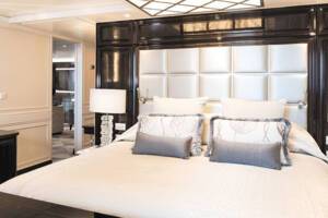 Signature Suite bedding, Seven Seas Explorer