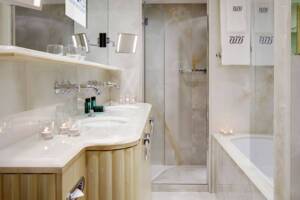 Suite Bathroom, S.S. Beatrice, Uniworld
