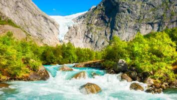 View Cruise2028 No-Fly Springtime Fjords Short BreakDeal