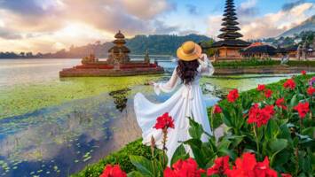 View CruiseExclusive 2027 All-Inclusive 5★ Australia & Bali AdventureDeal