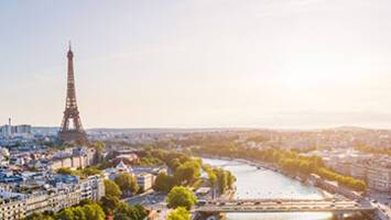 View CruiseParis & Seine Discovery River CruiseDeal