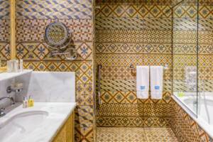 Grand Suite Bathroom, S.S. Sphinx, Uniworld