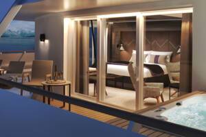 Expedition Corner Suite Hot Tub (MC), MS Roald Amundsen, HX Expeditions