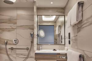 Classic Veranda bathroom, Silver Endeavour