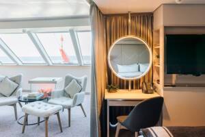 Expedition Corner Suite MF, HX Expedition