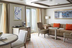 Silver Dawn Silver Suite Lounge