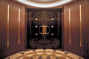 Regent Suite entry, Seven Seas Explorer