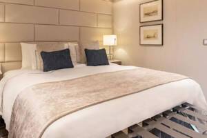 Silver Suite Bedroom