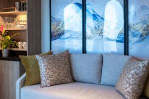 Family Sea View Suite Living Area (BA), Arvia