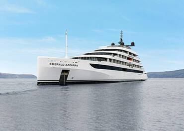 Emerald Azzurra, Emerald Cruises