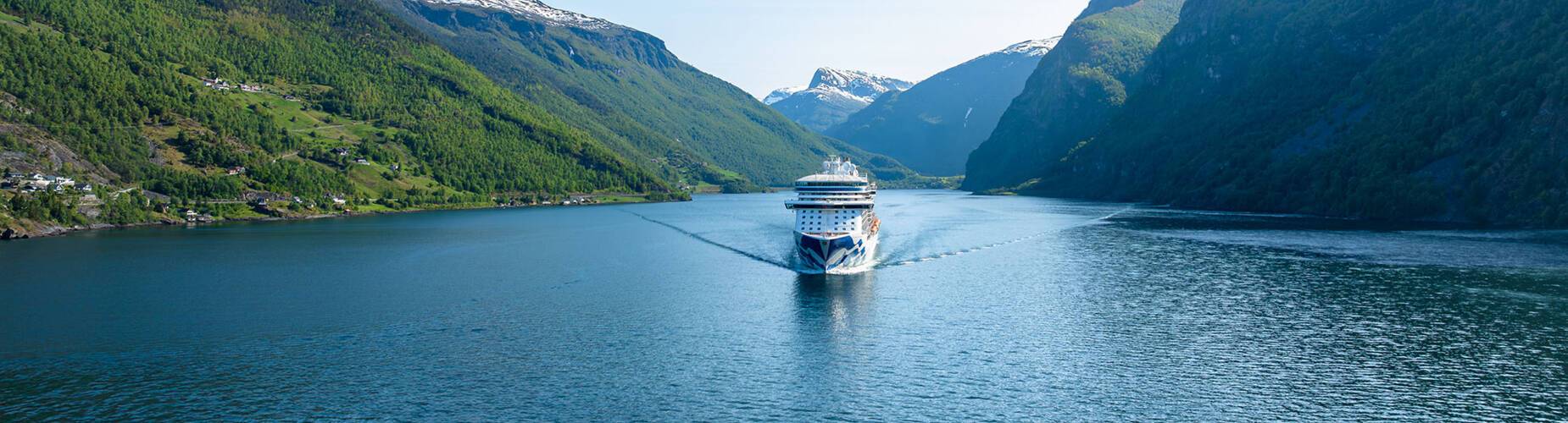 Sky Princess in Norway